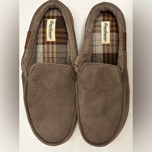 Dearfoams Mens Tan Loafers Slippers Size Medium 9-10